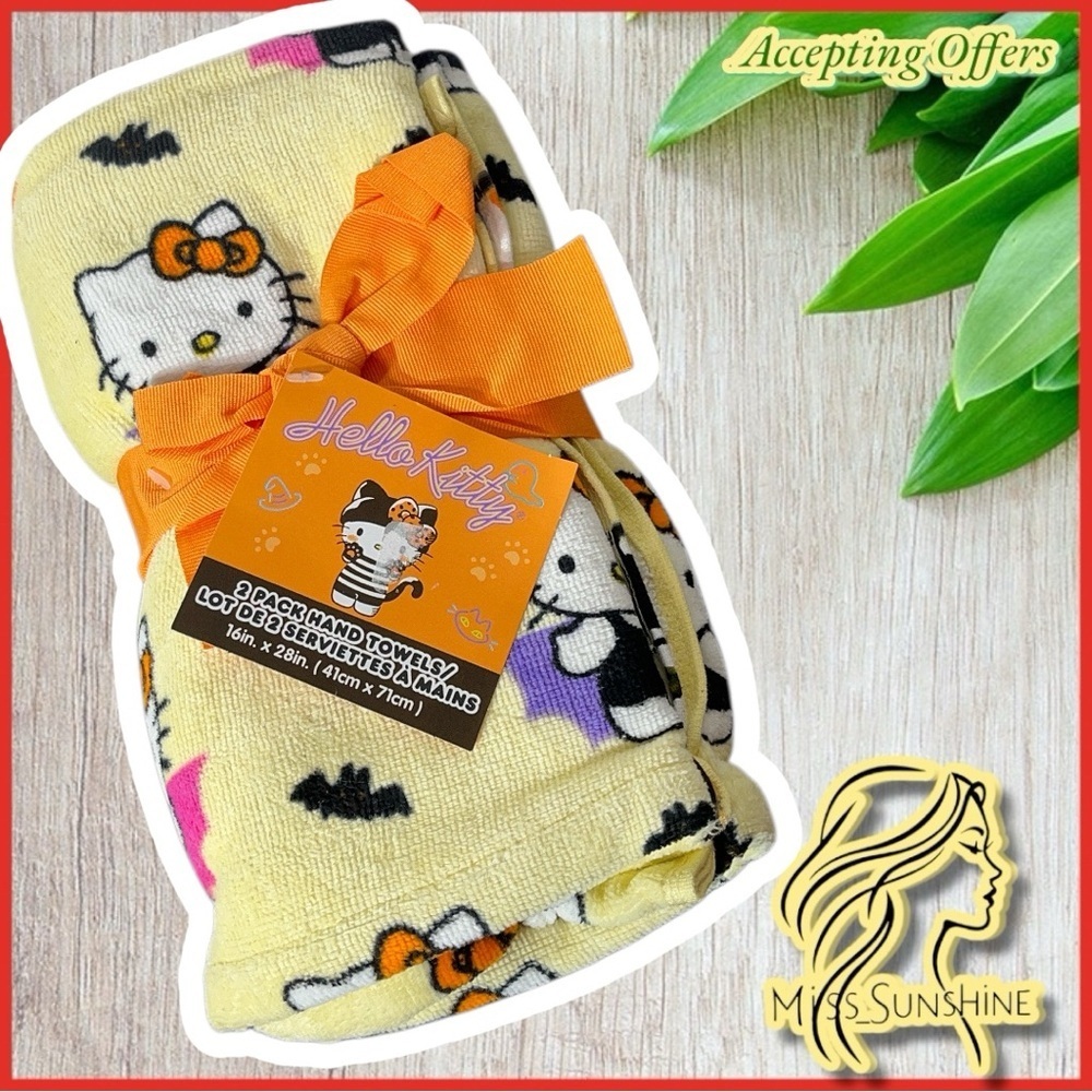 Hello Kitty NEW - 2 hand towels - Yellow with kitty costume and bats